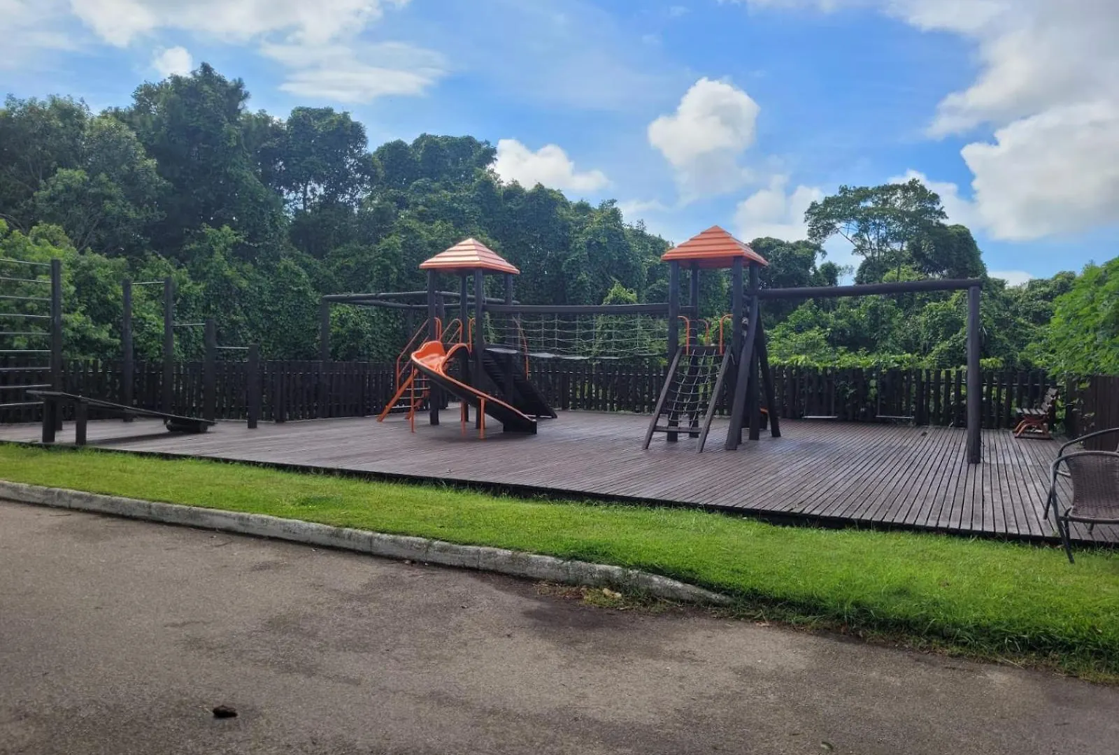 Cobertura Ensolarada Na Lagoa Da Conceicao - 2 Suites 85M Florianópolis